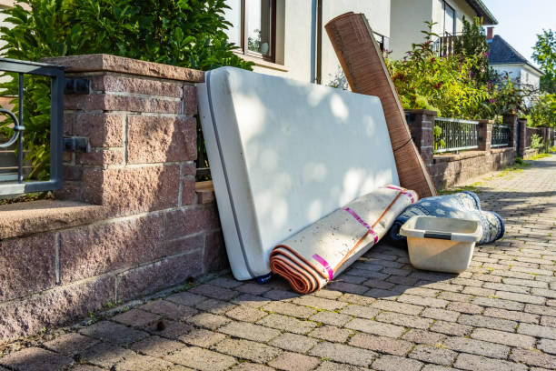 Best Estate Cleanout Services  in Salina, KS